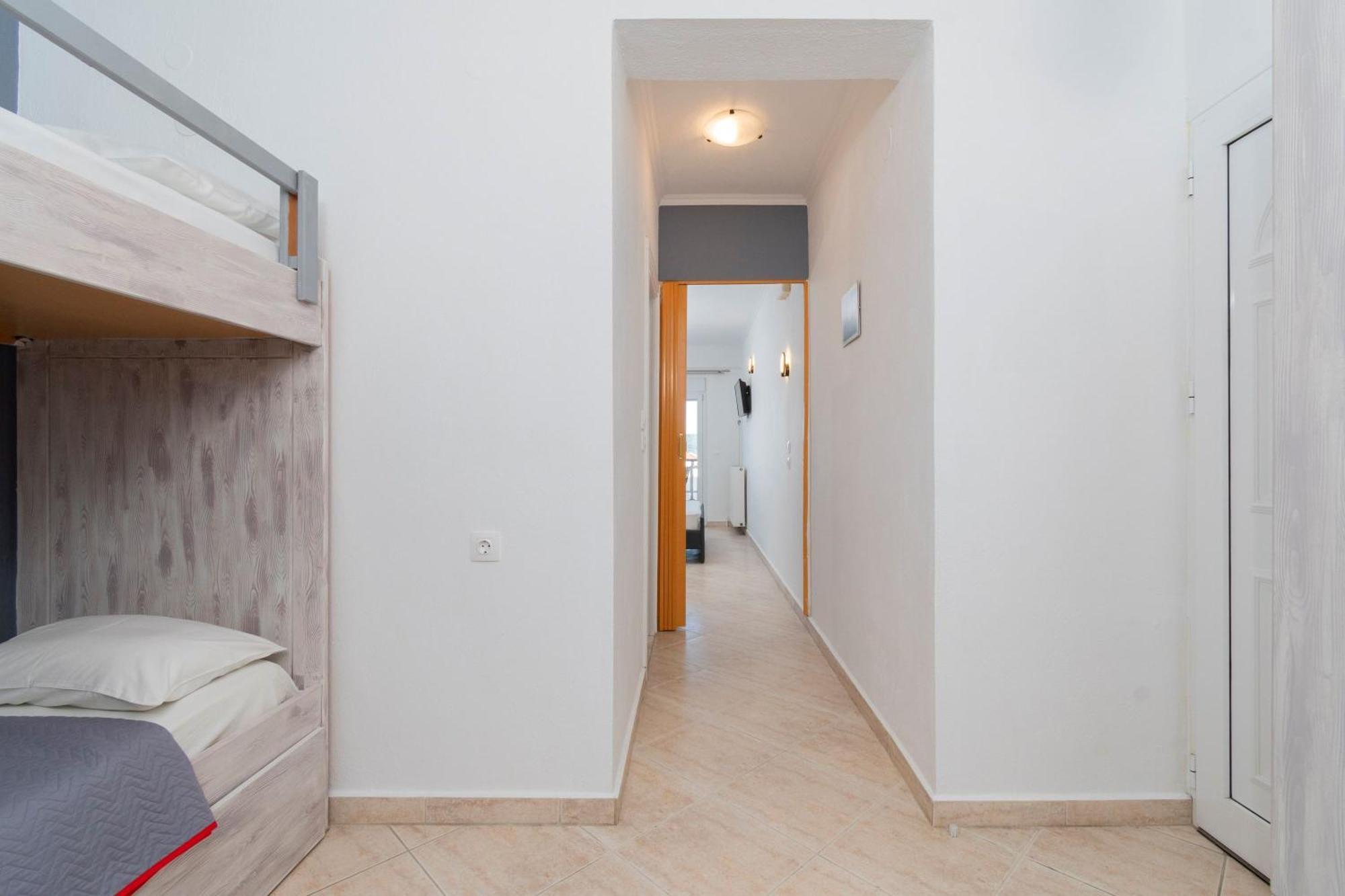 House Niki Apartment Sarti Luaran gambar